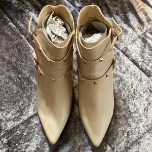 Charlotte Russe Akira nude, wmns 9